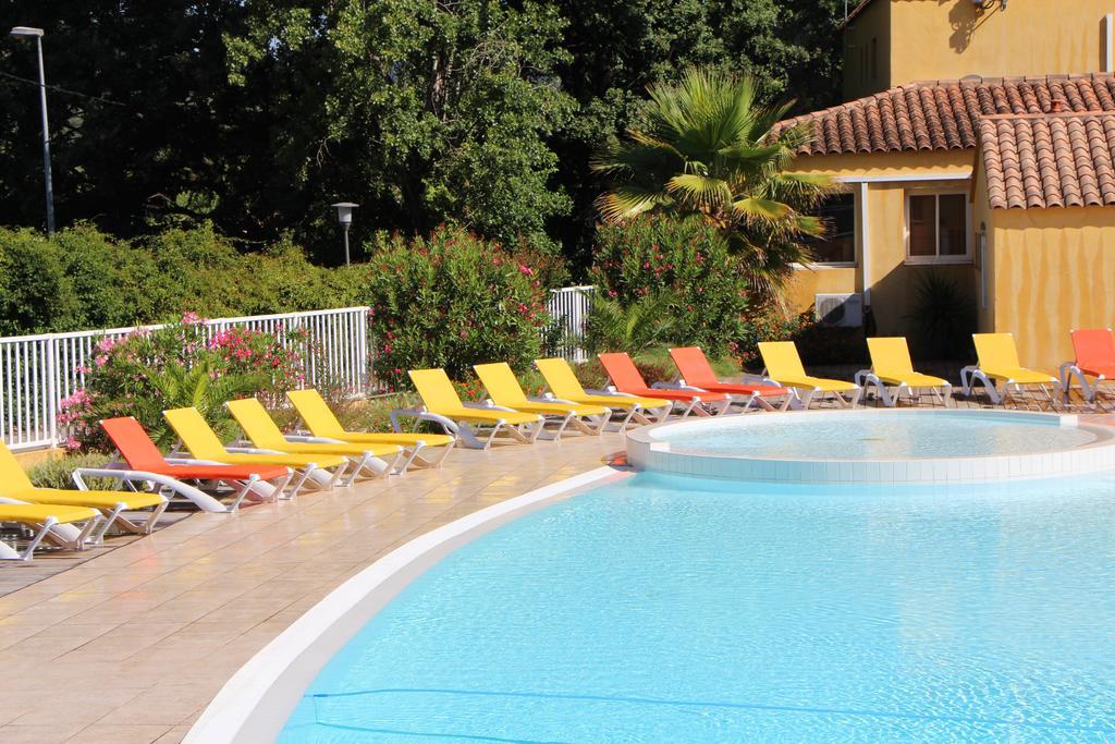 Residence Lagrange Vacances - Les Cottages Varois Solliès-Toucas Buitenkant foto