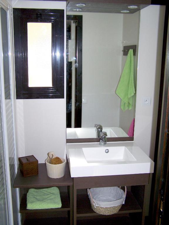 Residence Lagrange Vacances - Les Cottages Varois Solliès-Toucas Kamer foto